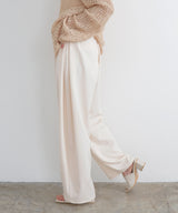 サイドタックワイドスラックス