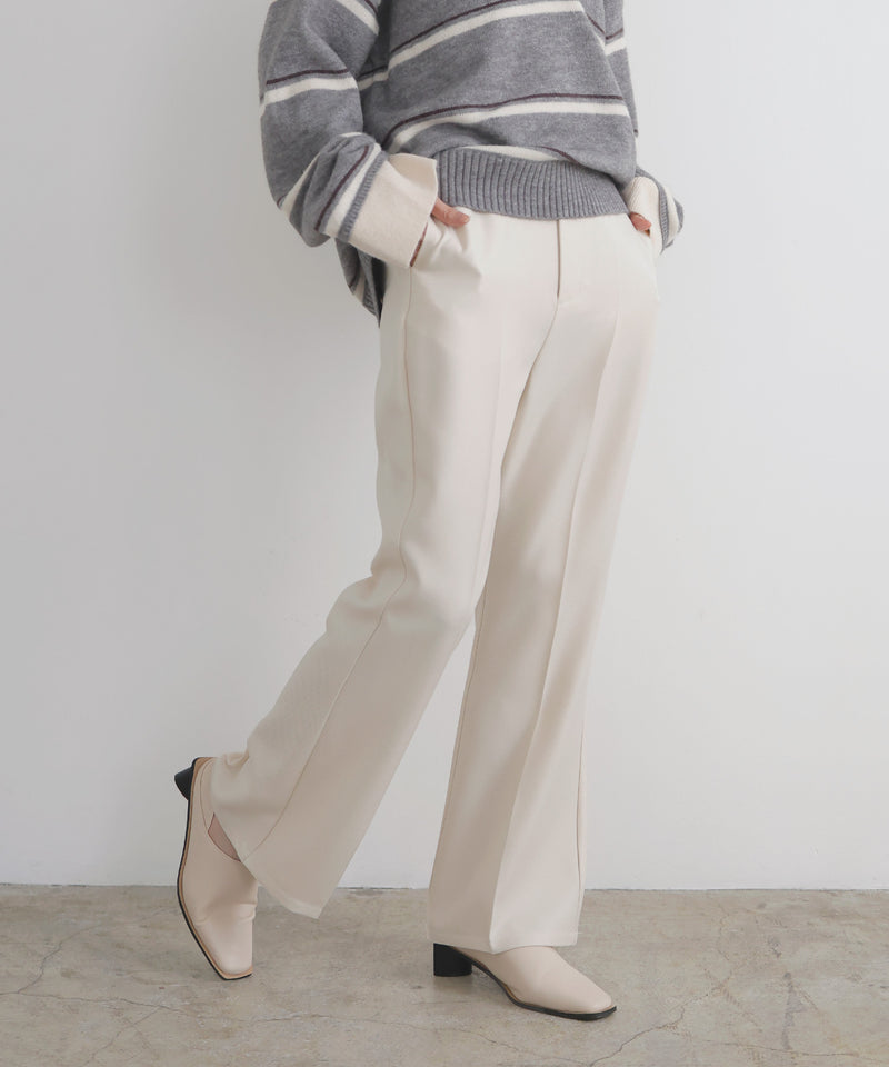 【12月中旬予約商品】センタータックフレアパンツ