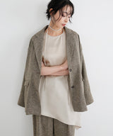 サテンアシメブラウス