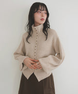 【10月下旬予約商品】ボタンデザイン2WAYネックニット