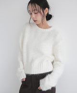 モールフェザークルーネックニット
