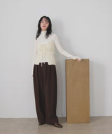 レースアップニットビスチェ