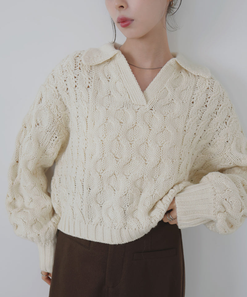 【11月中旬予約商品】ケーブルクロップドポロニット