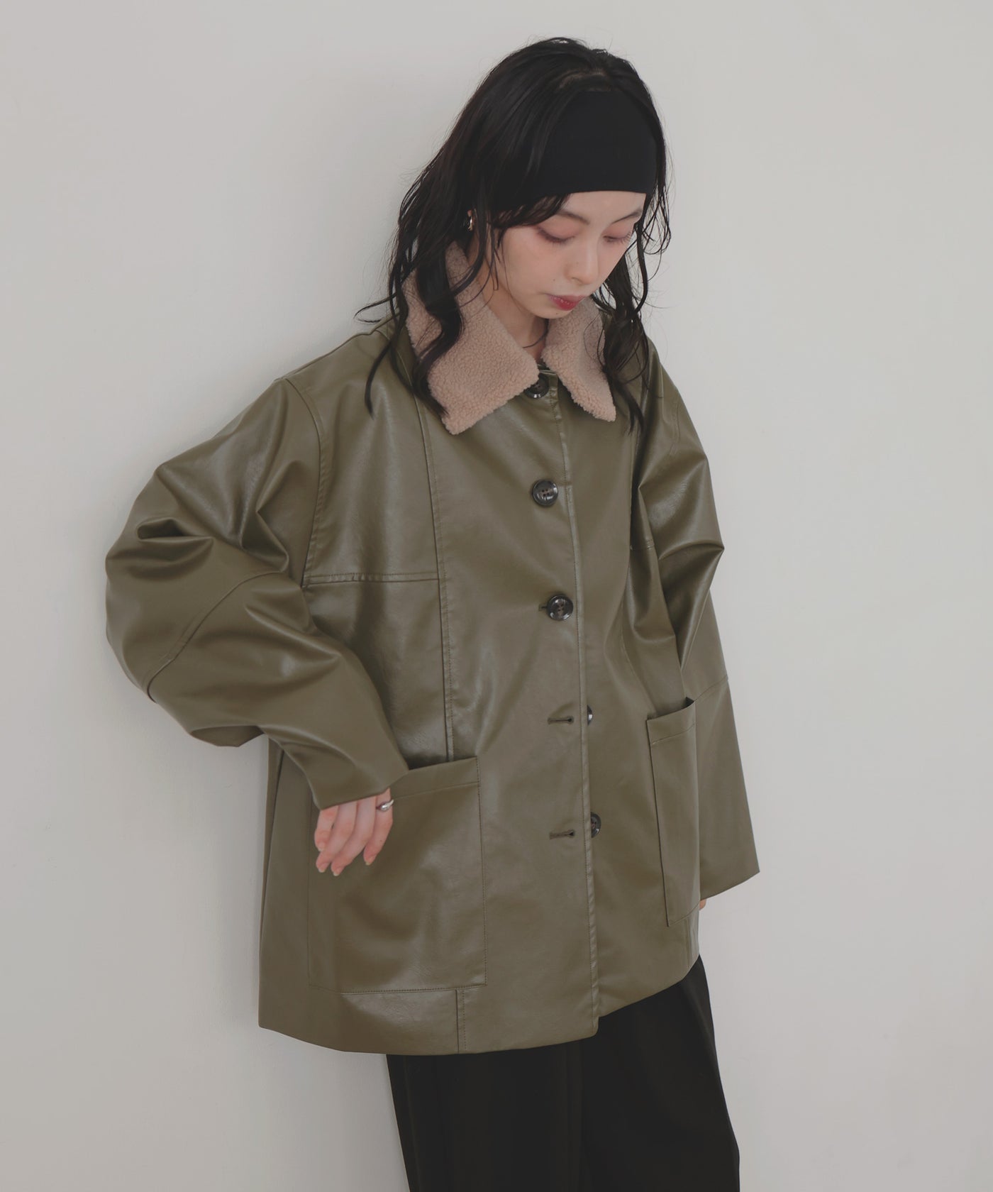 ちーさん【新品】フェイクレザーカバーオールＪＫ ちーさん様専用【新品】フェイクレザーカバーオールJK
