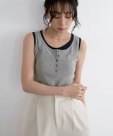 ヘンリーネックカップ付きレイヤードタンク