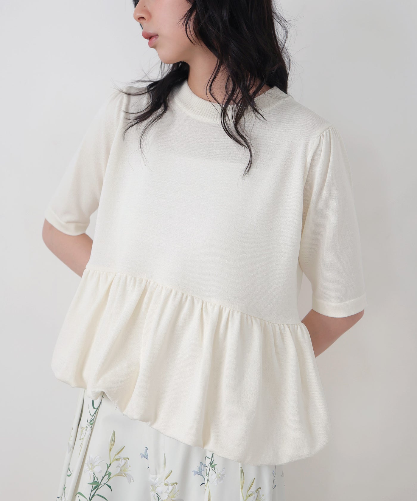 【しゅんしゅん919】obli ホワイト ペプラムニット ハーフスリーブペプラムニット – LIAN