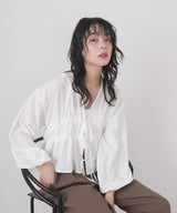 【一部予約商品】【mayu × LIAN】ダブルリボンシャーリングブラウス
