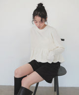 ペプラムニットプルオーバー