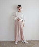 サテンナロースカート