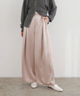 【2月中旬予約商品】サテンタックワイドパンツ