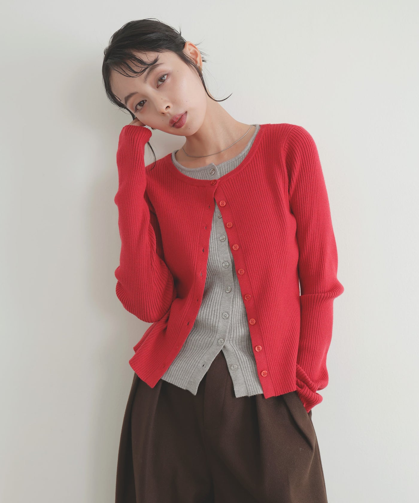 レイヤードバイカラークルーネックカーディガン – LIAN