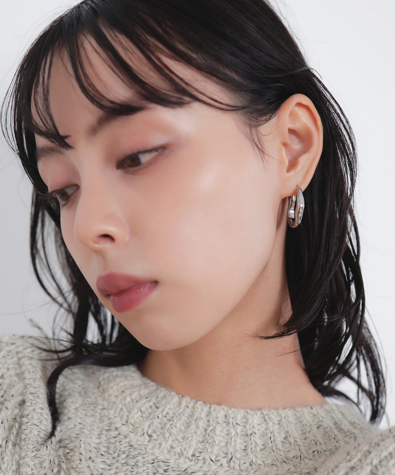 ニュアンスフープピアス