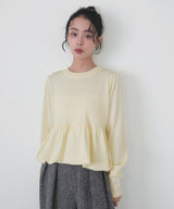 ペプラムニットプルオーバー