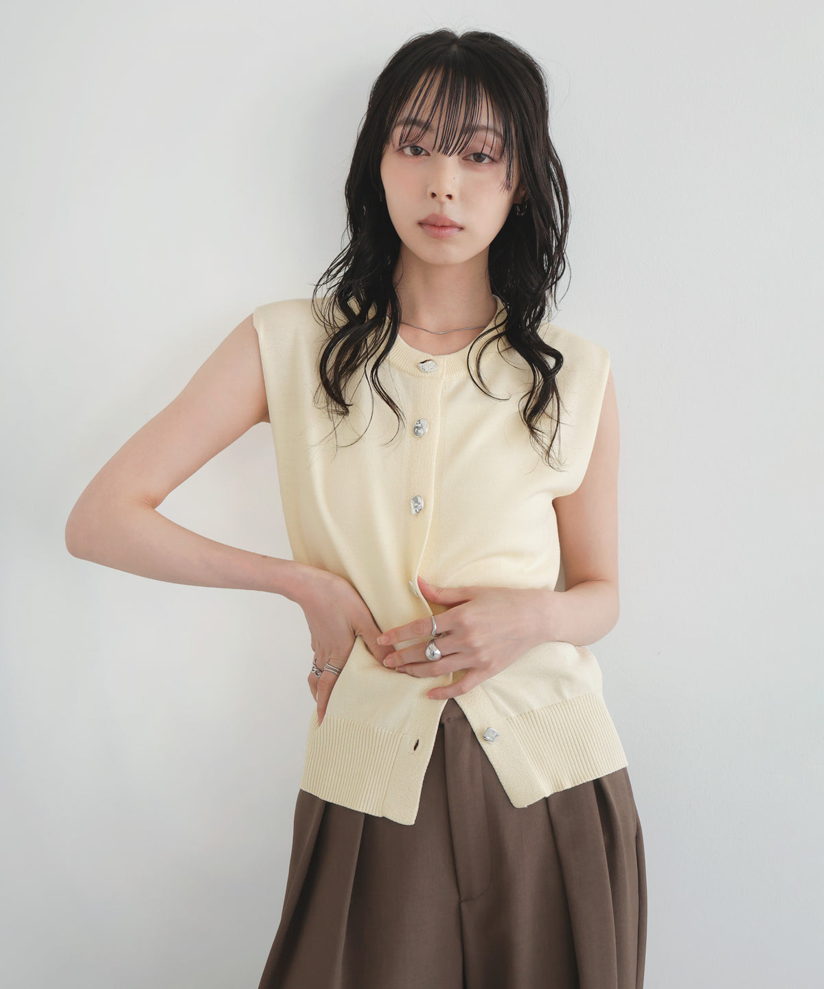 NEW ITEM – LIAN