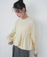 ペプラムニットプルオーバー