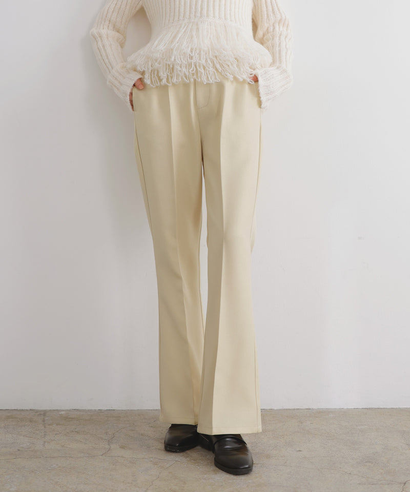 【12月中旬予約商品】センタータックフレアパンツ