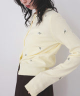 フラワー刺繍ニットカーディガン