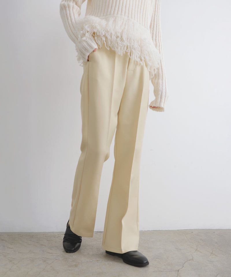 【12月中旬予約商品】センタータックフレアパンツ