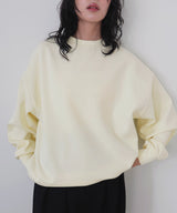 オーバーサイズスウェットプルオーバー