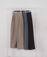 【1月下旬予約商品】ツータックワイドパンツ
