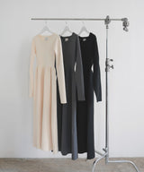 リブフレアニットワンピース