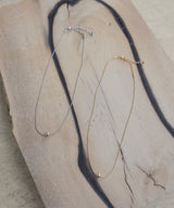 メタルボールネックレス